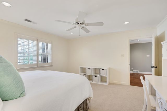 6490 S OAK SHADOWS CIR, Memphis, TN 38119