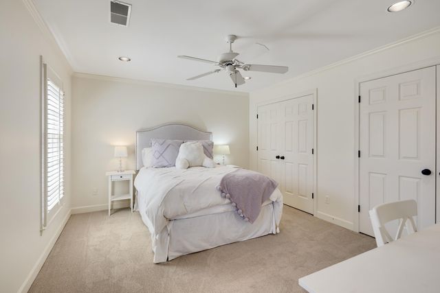 6490 S OAK SHADOWS CIR, Memphis, TN 38119