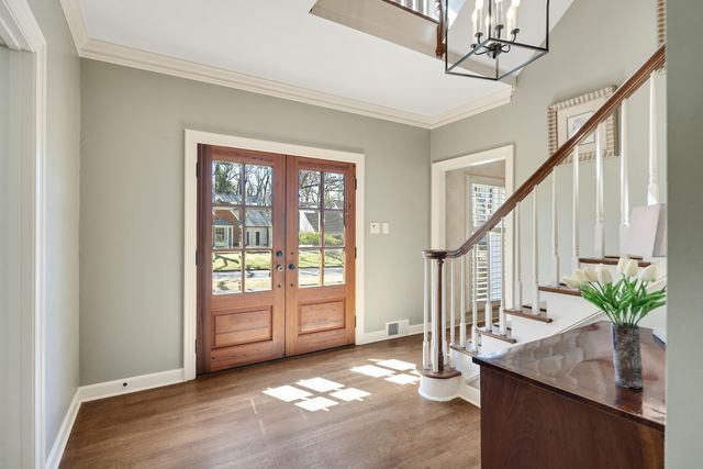 6490 S OAK SHADOWS CIR, Memphis, TN 38119