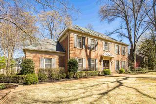 6490 S OAK SHADOWS CIR, Memphis, TN 38119