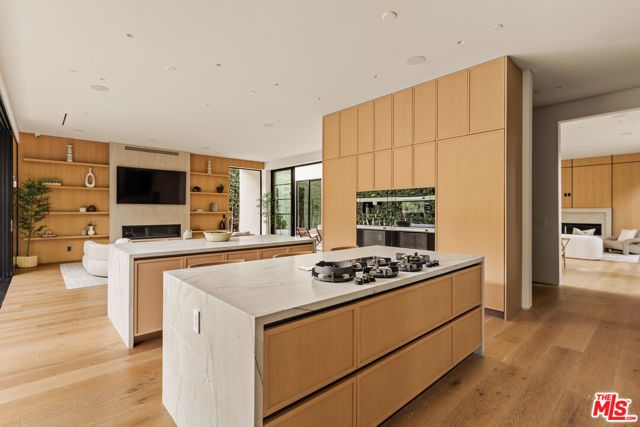 11937 Addison Street, Valley Village, CA 91607