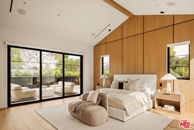 11937 Addison Street, Valley Village, CA 91607