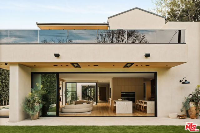 11937 Addison Street, Valley Village, CA 91607