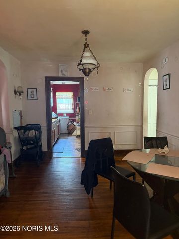 1740 Berdan Avenue, Toledo, OH 43613