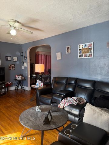 1740 Berdan Avenue, Toledo, OH 43613