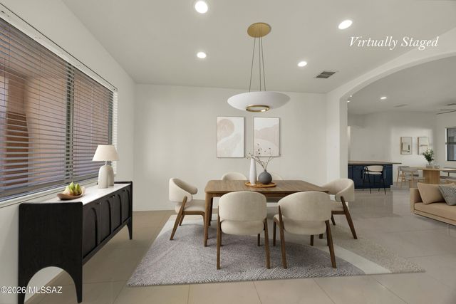 13836 N Silvercreek Place, Oro Valley, AZ 85755