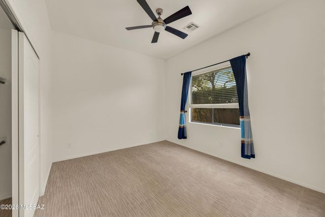 13836 N Silvercreek Place, Oro Valley, AZ 85755