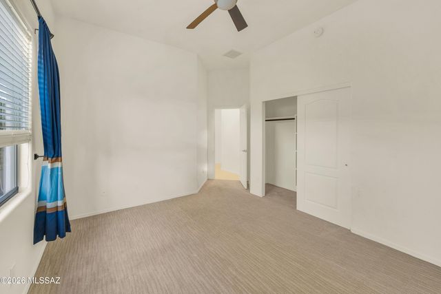 13836 N Silvercreek Place, Oro Valley, AZ 85755