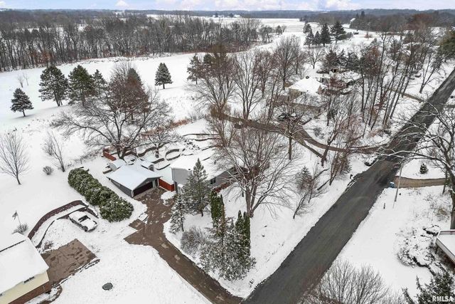 8325 55TH Street, Coal Valley, IL 61240