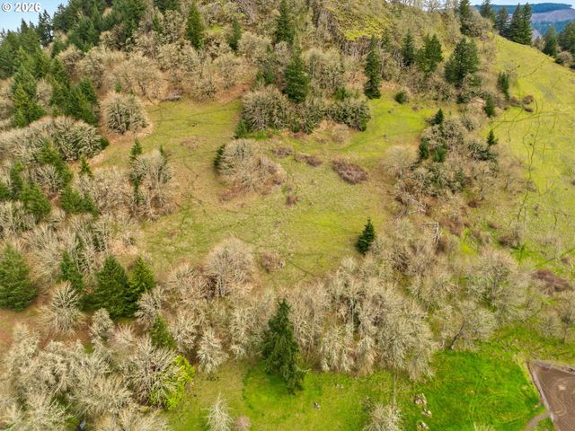 93313 WESTPOINT Rd, Harrisburg, OR 97446