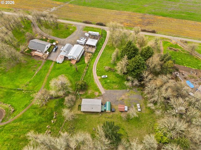 93313 WESTPOINT Rd, Harrisburg, OR 97446