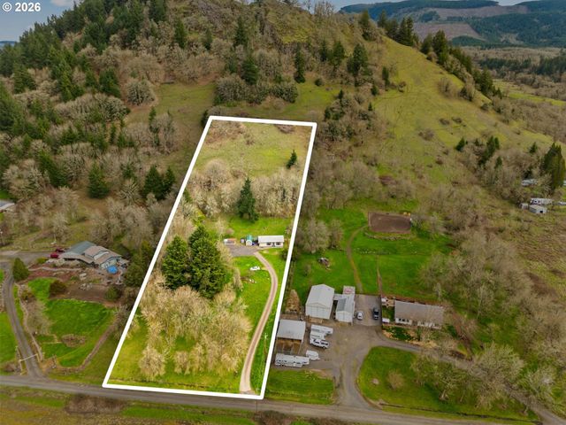 93313 WESTPOINT Rd, Harrisburg, OR 97446