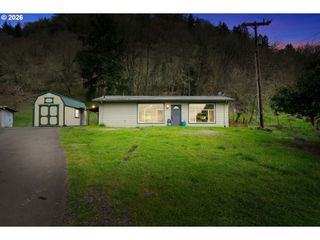93313 WESTPOINT Rd, Harrisburg, OR 97446