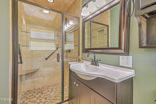 163 Valleyview, Gate City, VA 24251