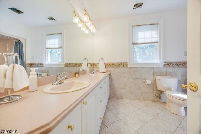 230 Springfield Ave S, Rutherford Boro, NJ 07070
