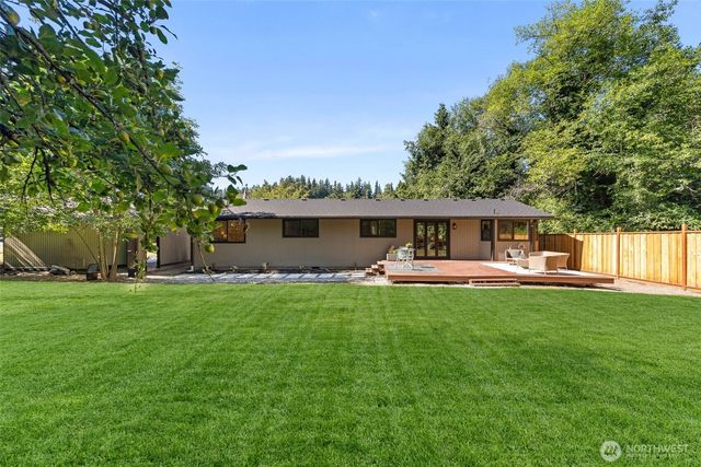 8655 NE 170th Street, Kenmore, WA 98028