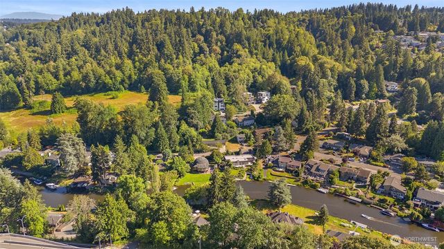 8655 NE 170th Street, Kenmore, WA 98028