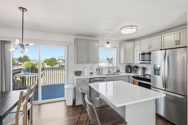 6195 Bennett Court S, Fargo, ND 58104