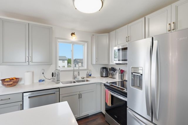 6195 Bennett Court S, Fargo, ND 58104