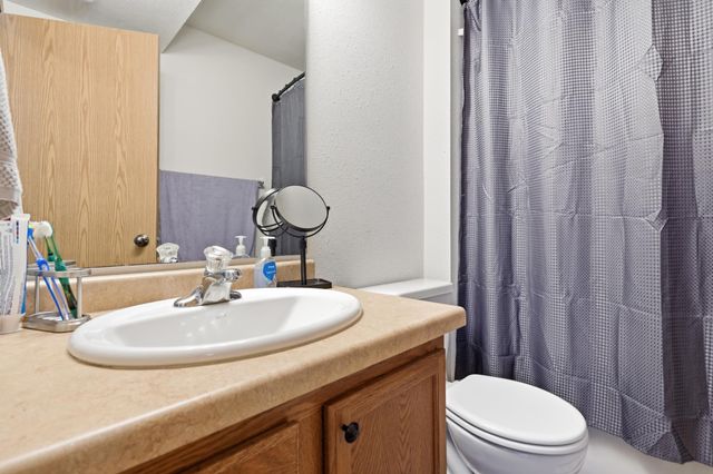 6195 Bennett Court S, Fargo, ND 58104