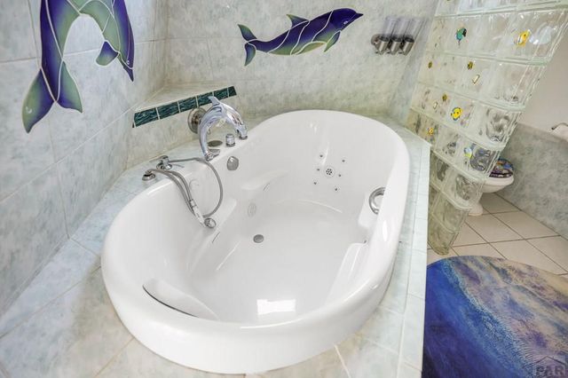 2307 Greenwood St, Pueblo, CO 81003