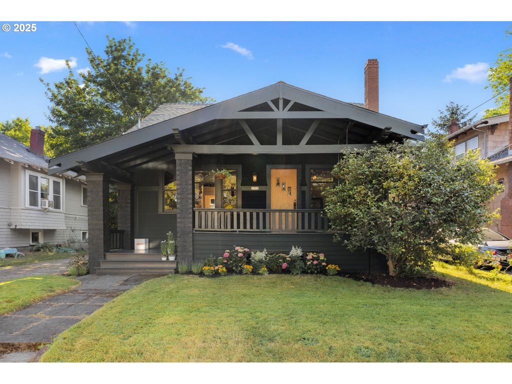 1712 Se 44TH Ave, Portland, OR 97215