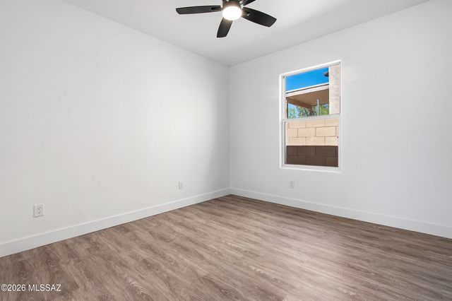 6448 S Bright Sun Avenue, Tucson, AZ 85706