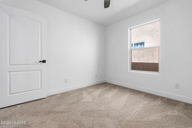 6448 S Bright Sun Avenue, Tucson, AZ 85706