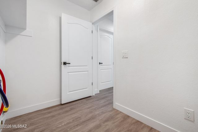 6448 S Bright Sun Avenue, Tucson, AZ 85706