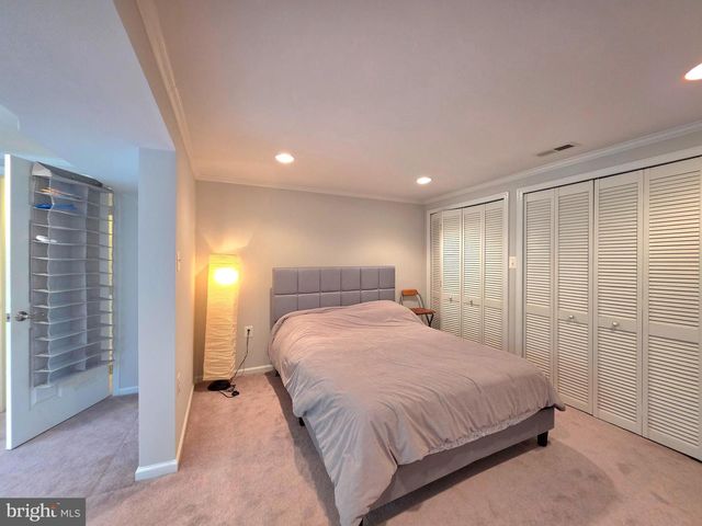10930 HOWLAND DR, Reston, VA 20191