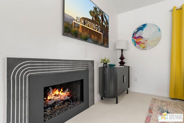 888 E El Conquistador, Palm Springs, CA 92262