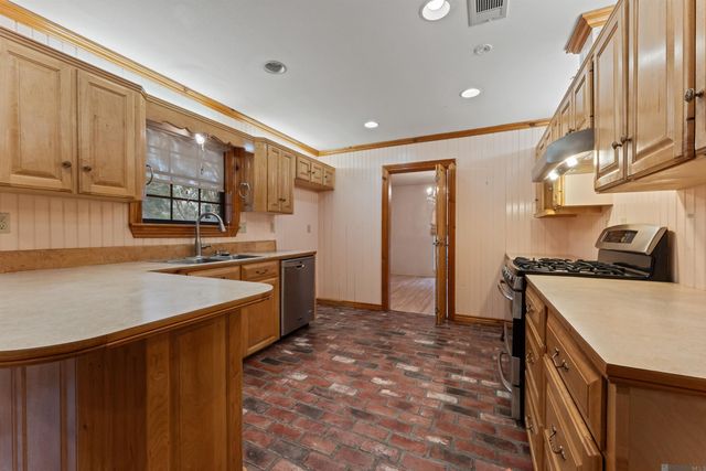 4833 Southwind Dr, Baton Rouge, LA 70816