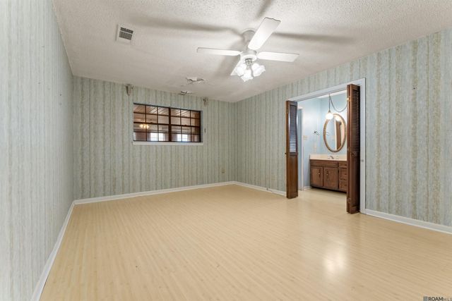 4833 Southwind Dr, Baton Rouge, LA 70816