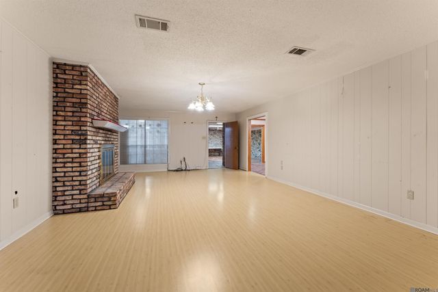 4833 Southwind Dr, Baton Rouge, LA 70816