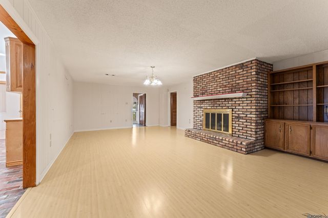 4833 Southwind Dr, Baton Rouge, LA 70816