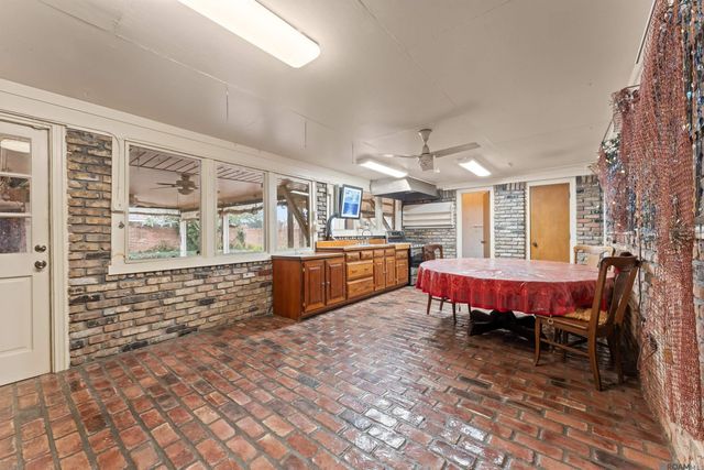 4833 Southwind Dr, Baton Rouge, LA 70816