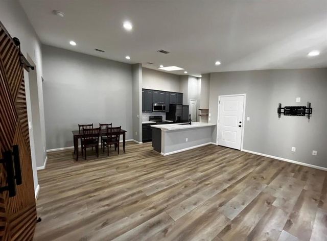 2425 Augusta Drive 44, Houston, TX 77057