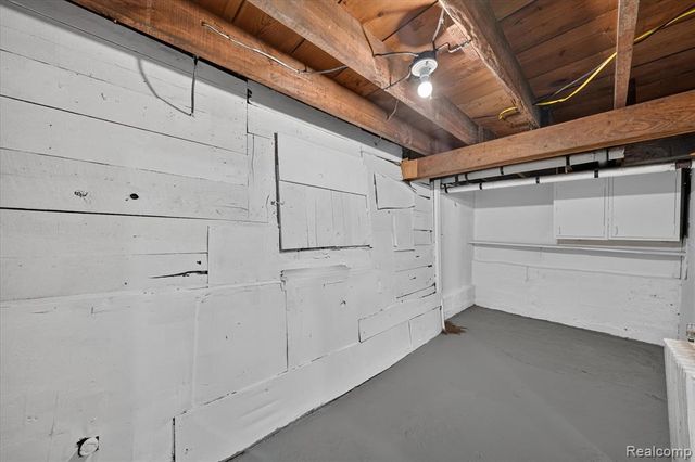 12146 Klinger Street, Hamtramck, MI 48212