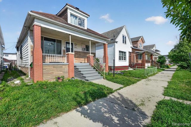 12146 Klinger Street, Hamtramck, MI 48212