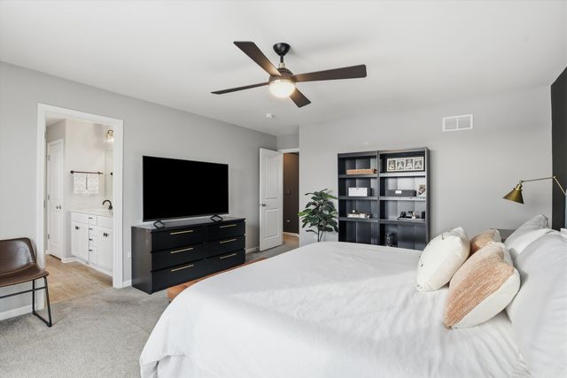 1229 Mariemont Road, Sugar Grove, IL 60554