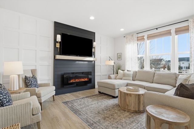 1229 Mariemont Road, Sugar Grove, IL 60554