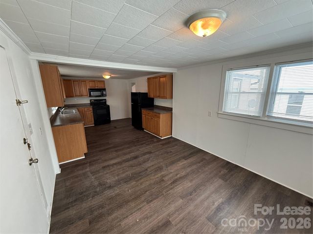 94 Sumner Avenue NW, Concord, NC 28027