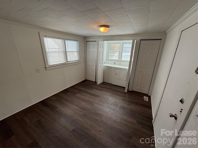 94 Sumner Avenue NW, Concord, NC 28027