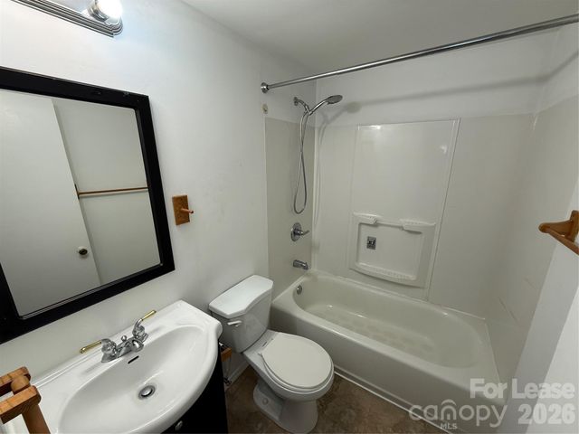 94 Sumner Avenue NW, Concord, NC 28027