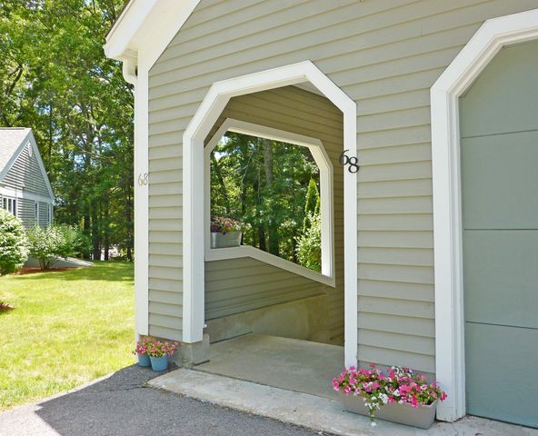 68 Heather Court, Nashua, NH 03062