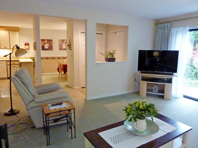 68 Heather Court, Nashua, NH 03062