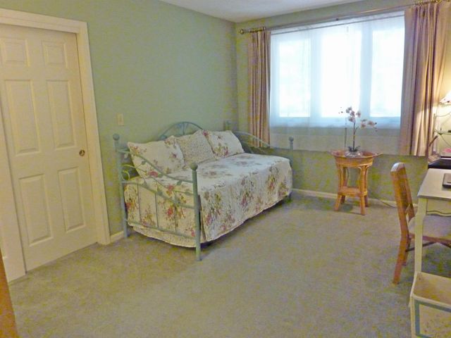 68 Heather Court, Nashua, NH 03062