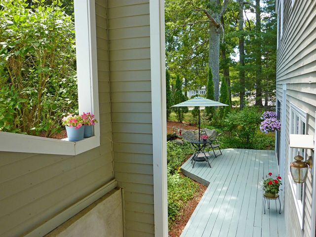 68 Heather Court, Nashua, NH 03062