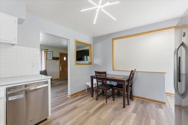 821 MCKENZIE Avenue, Council Bluffs, IA 51503