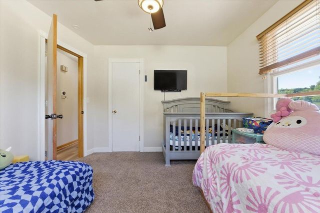 821 MCKENZIE Avenue, Council Bluffs, IA 51503